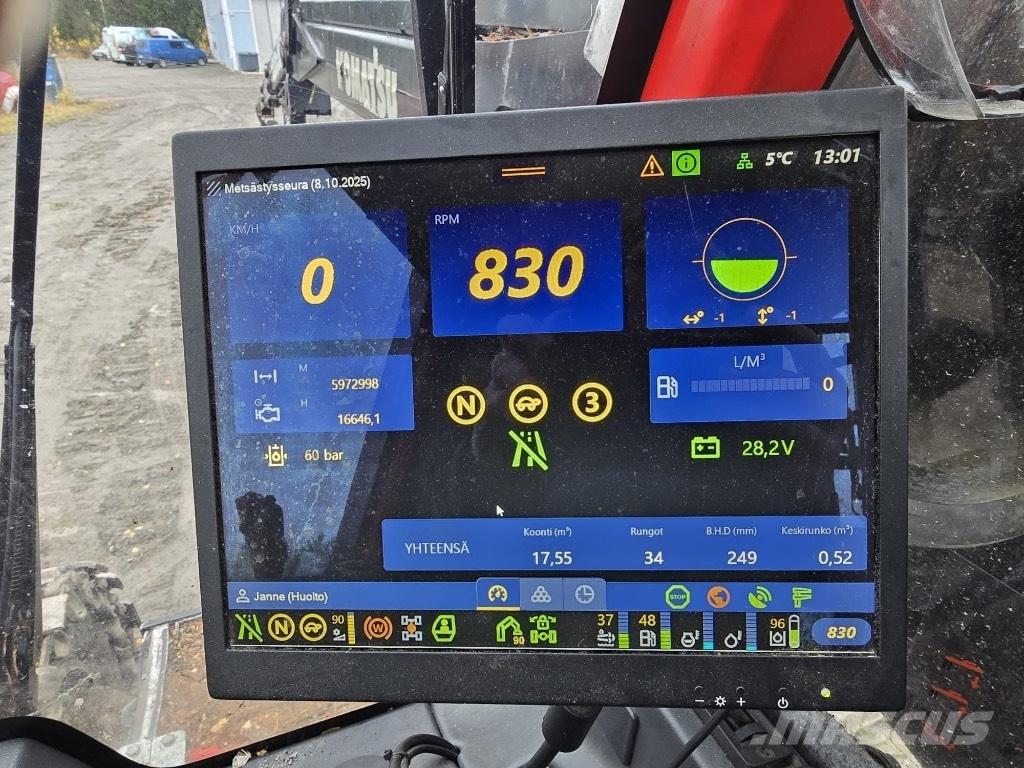 Komatsu 911.7 Biçerdöverler