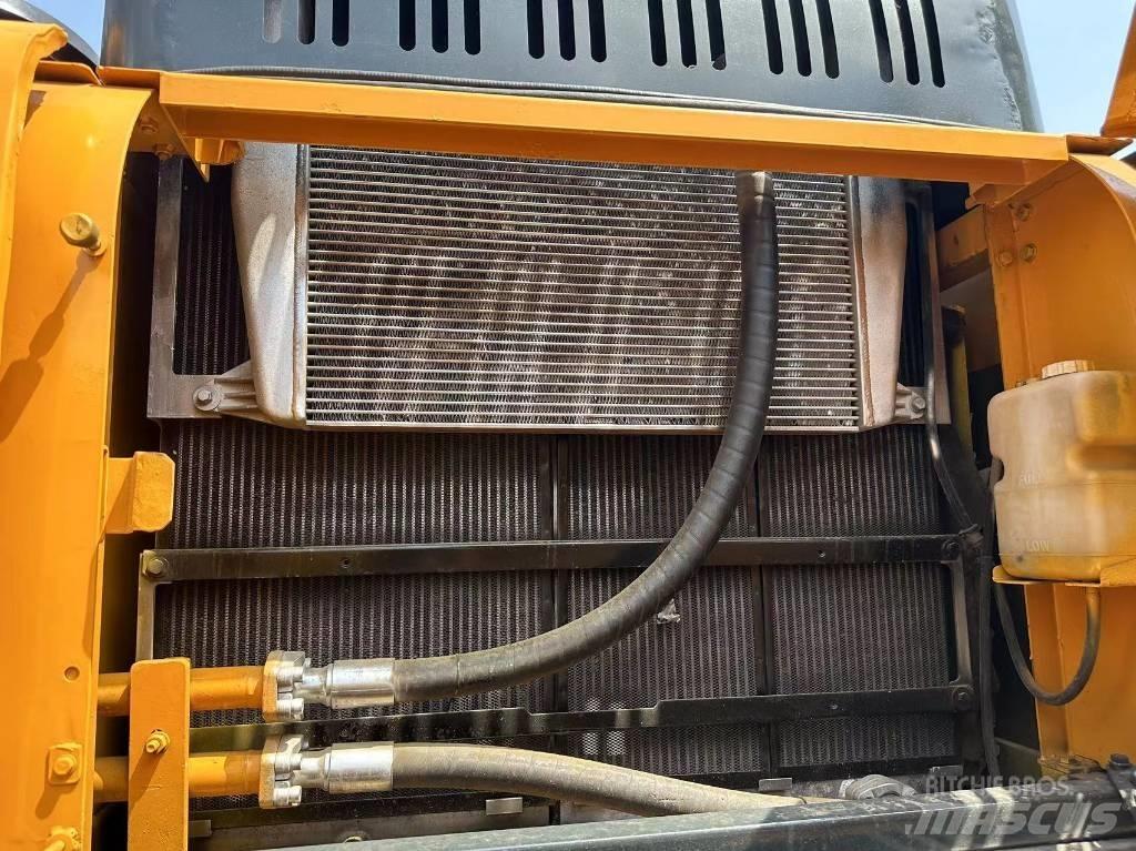 Hyundai R 305LC-9T Paletli ekskavatörler