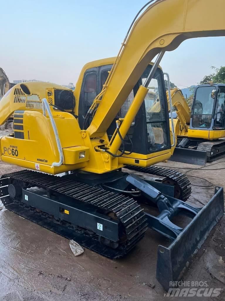 Komatsu PC 60-7 Paletli ekskavatörler