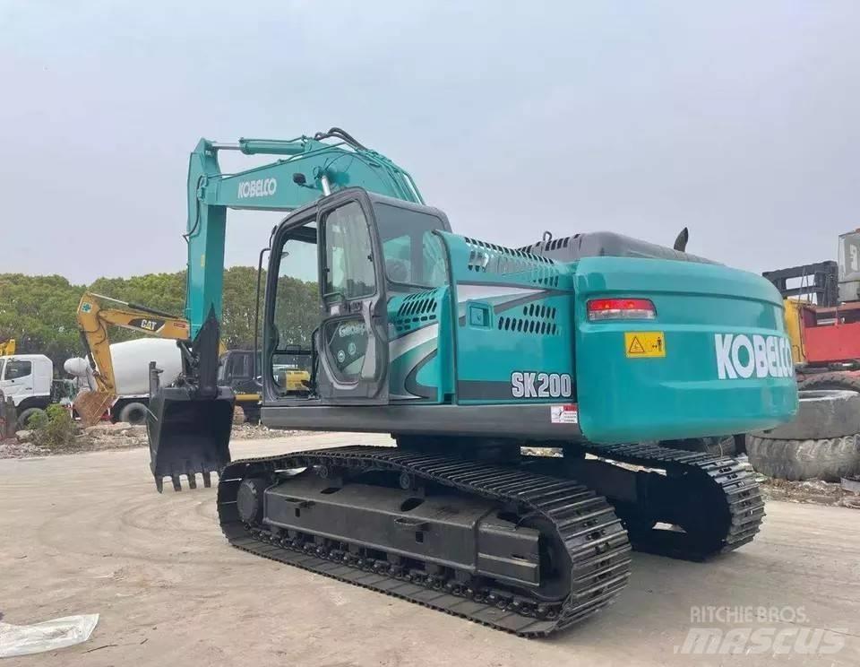 Kobelco SK 200 Paletli ekskavatörler