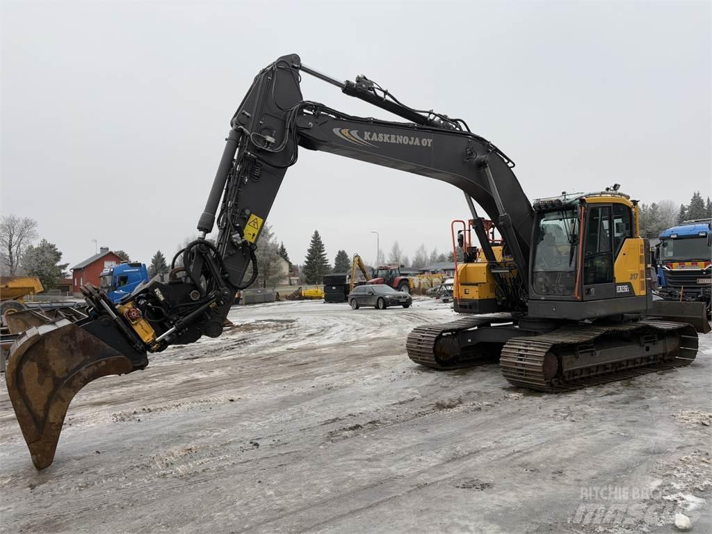 Volvo ECR 235 EL Paletli ekskavatörler