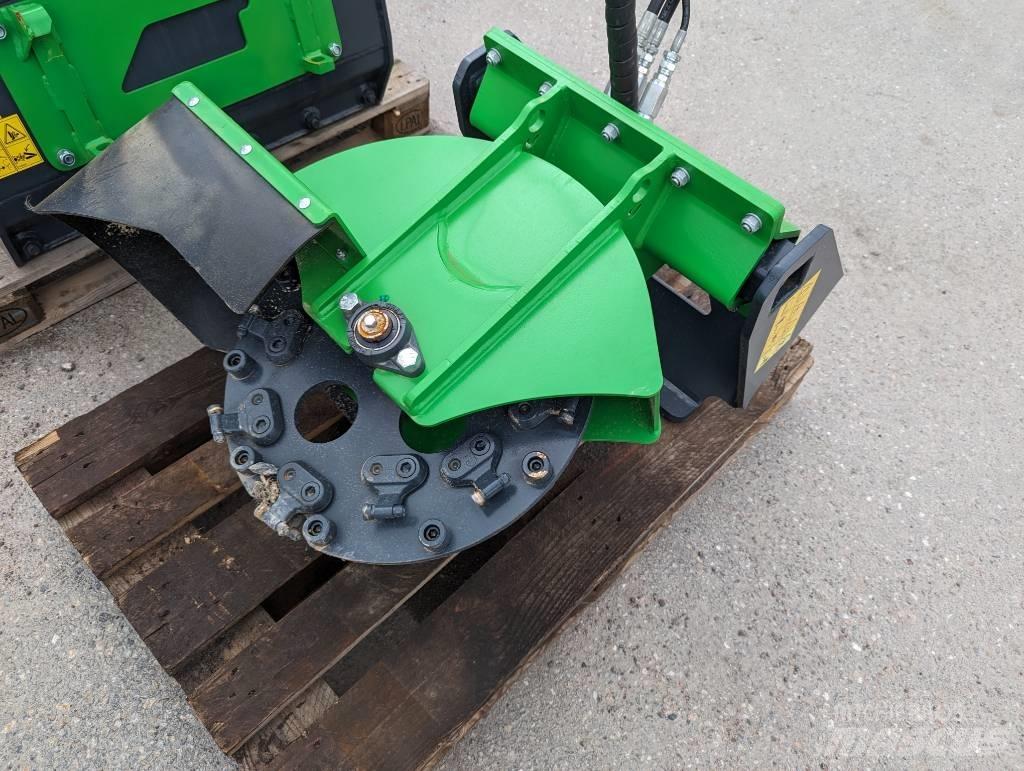 Avant Stubbfräs Çok amaçlı yükleyiciler