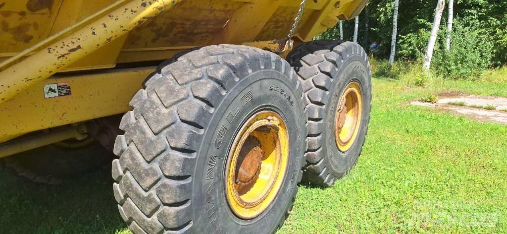 Bell B 30 E Belden kirma kaya kamyonu