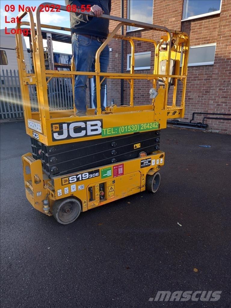 JCB 1930E Makasli platformlar
