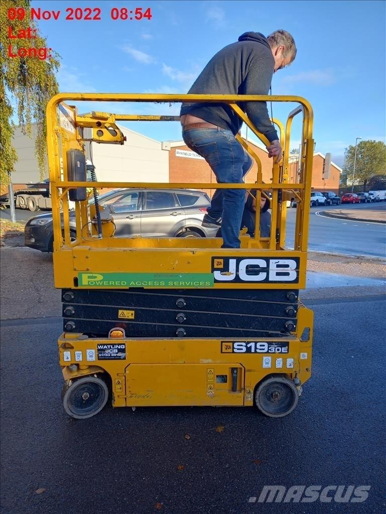 JCB 1930E Makasli platformlar