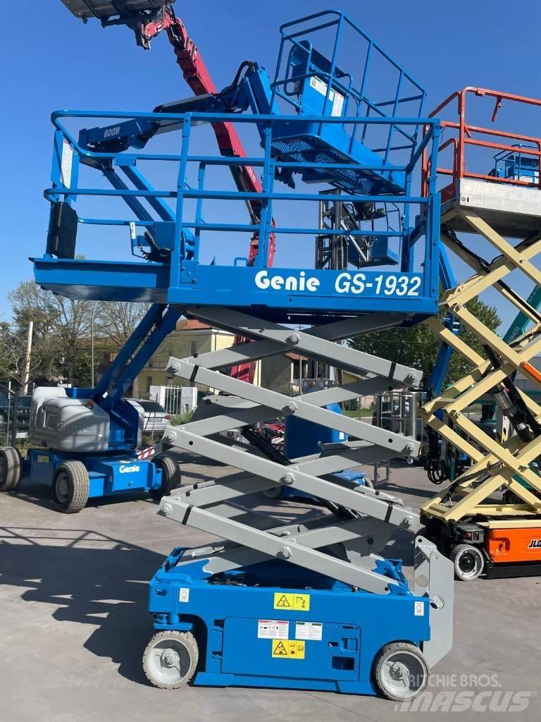 Genie GS 1932 Makasli platformlar
