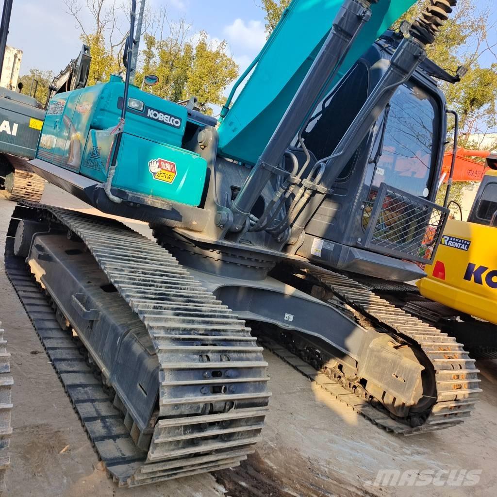 Kobelco SK200-8 Paletli ekskavatörler