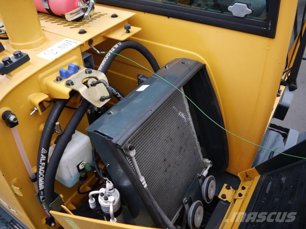 Hyundai R 55W-9A Lastik tekerli ekskavatörler