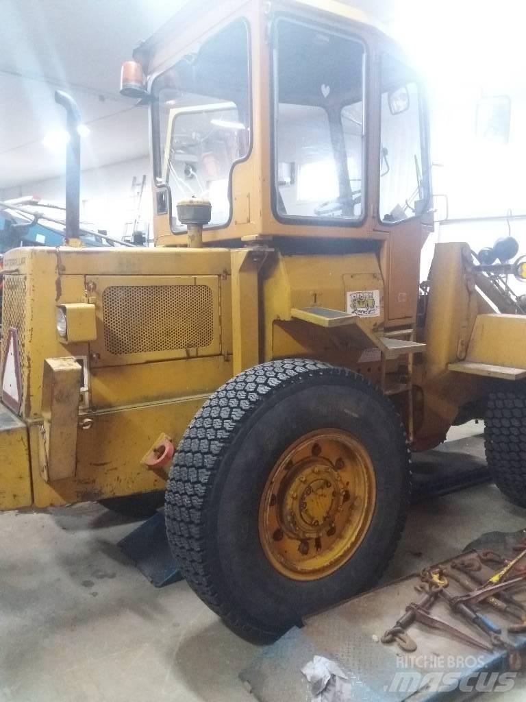 CAT 910 Tekerlekli yükleyiciler