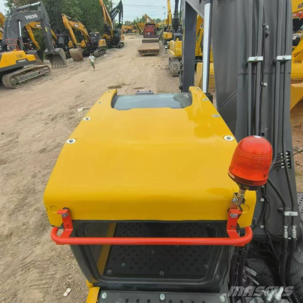 Volvo EC 240 Paletli ekskavatörler