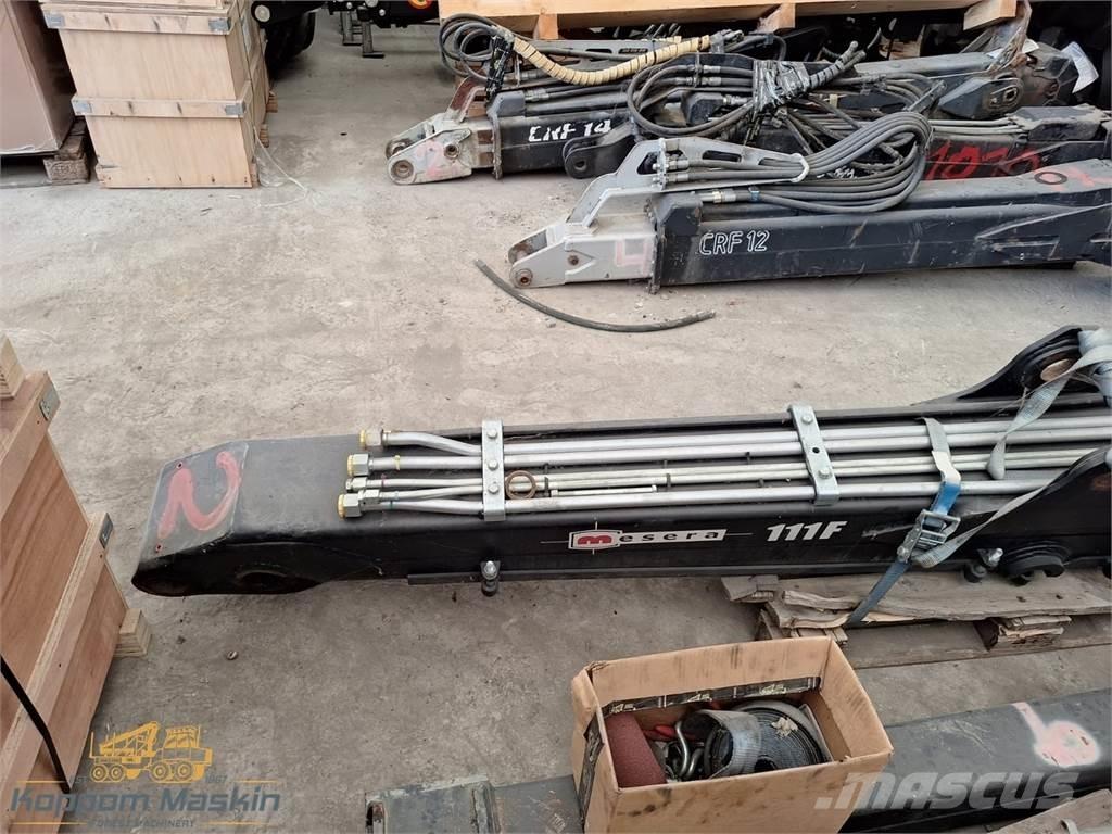 Loglift 111 Tomruk vinçleri