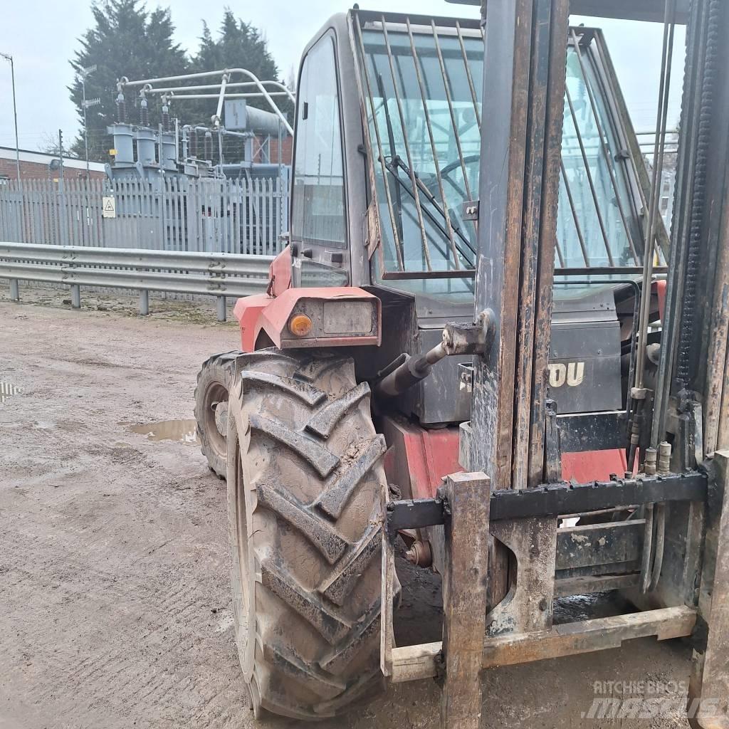 Manitou M 26.4 Arazi tipi forklift