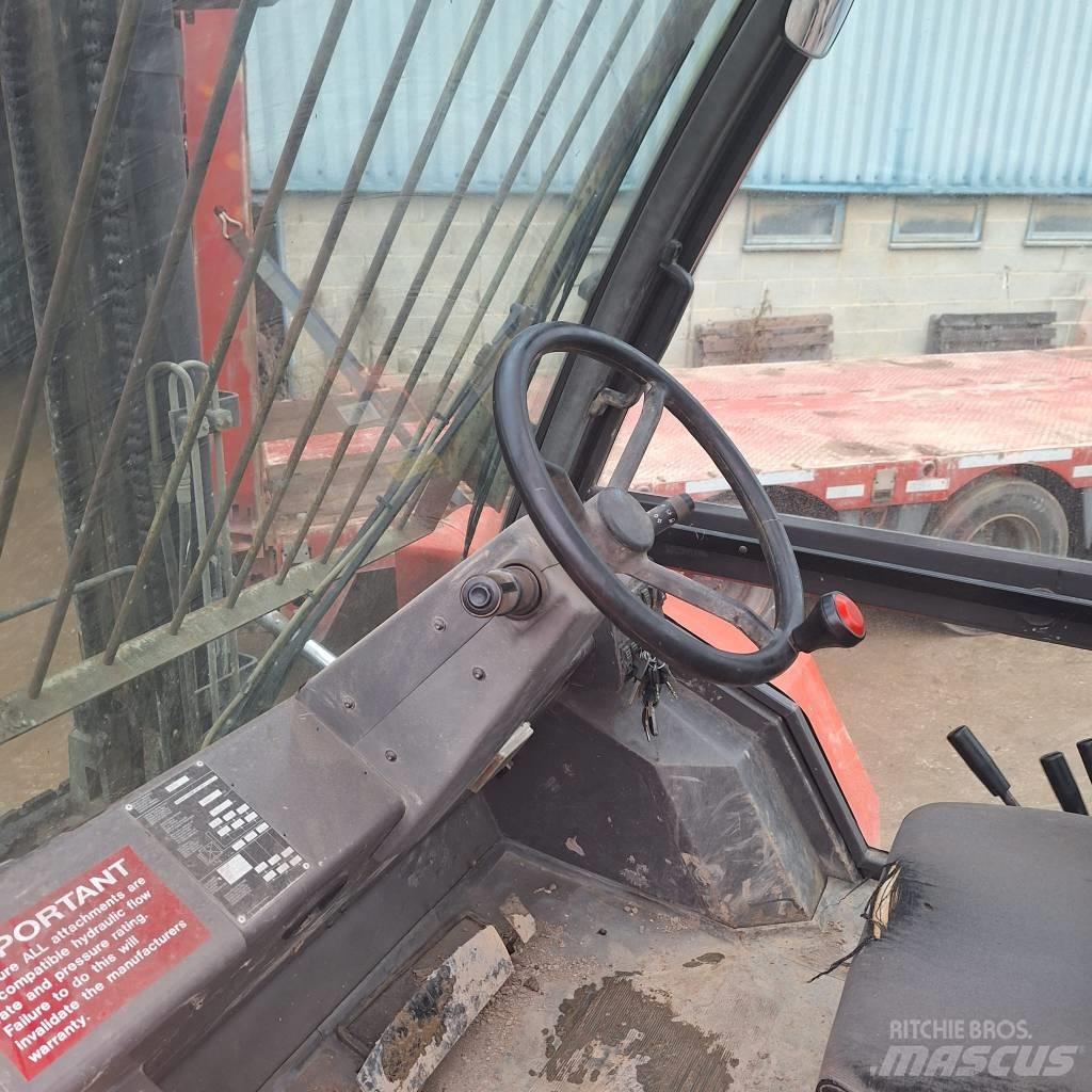 Manitou M 26.4 Arazi tipi forklift