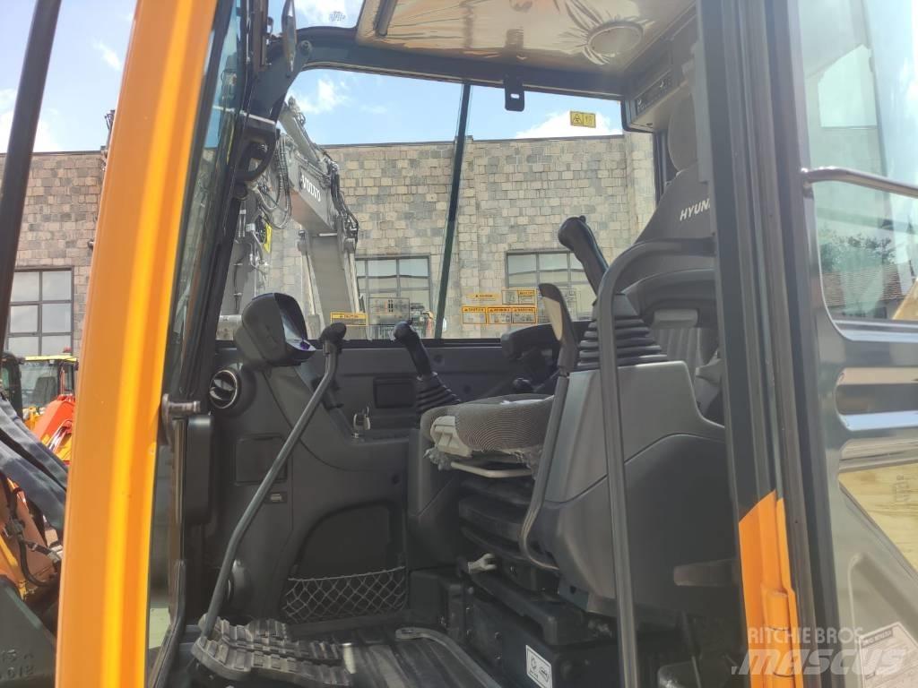 Hyundai R60CR-9A Mini ekskavatörler, 7 tona dek
