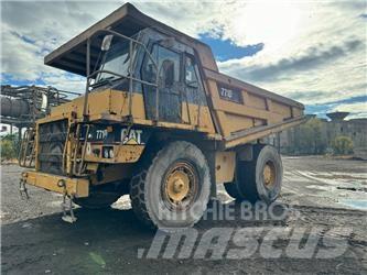 CAT 771 D Yol disi kaya kamyonu