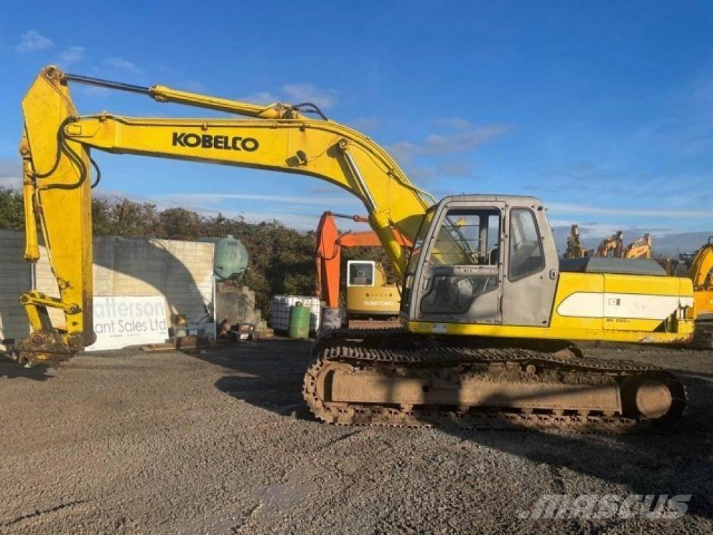 Kobelco SK 220 LC Paletli ekskavatörler