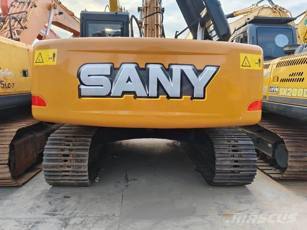 Sany SY 215 C Paletli ekskavatörler