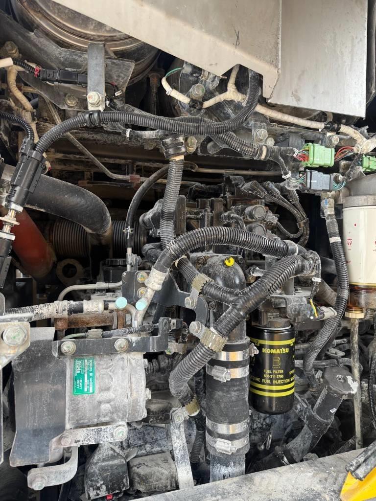 Komatsu WA 320-8 Tekerlekli yükleyiciler