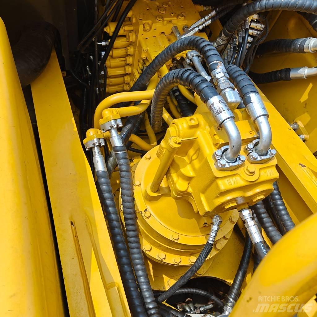 Komatsu 450-8 Paletli ekskavatörler