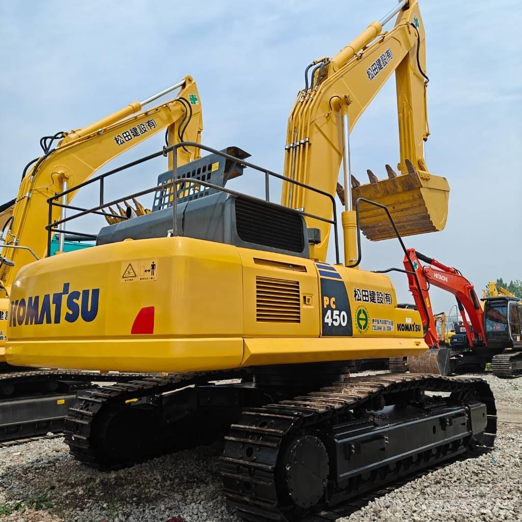 Komatsu 450-8 Paletli ekskavatörler