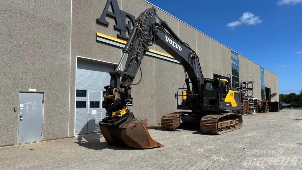 Volvo EC 350 EL Paletli ekskavatörler