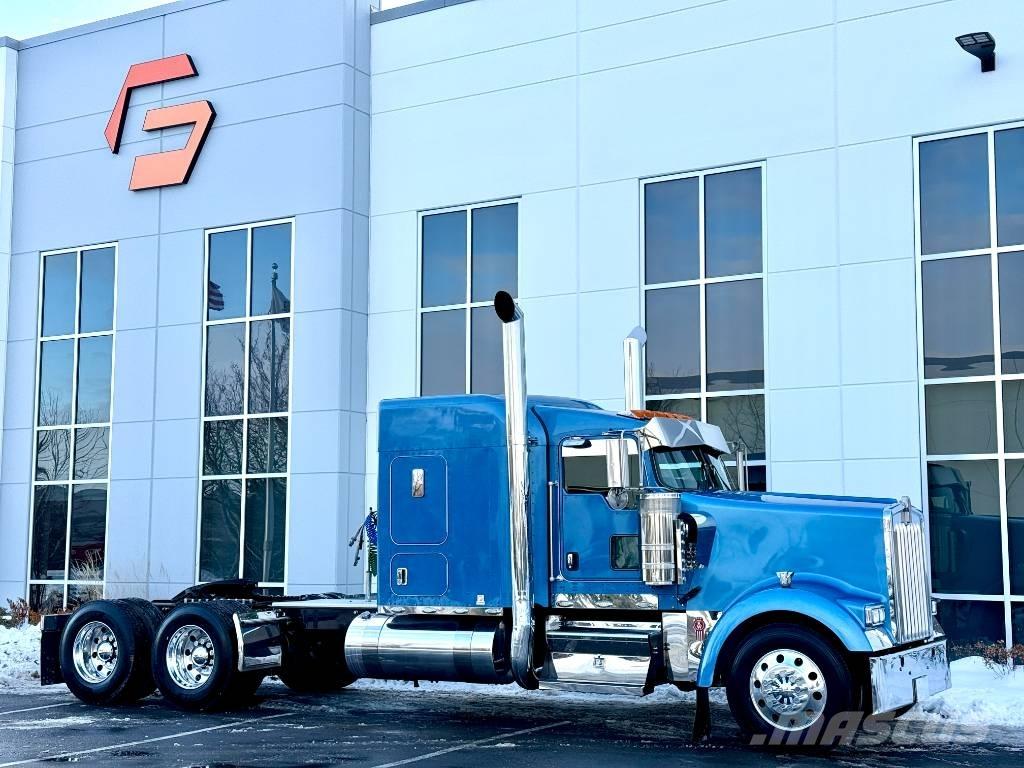 Kenworth W 900 Çekiciler