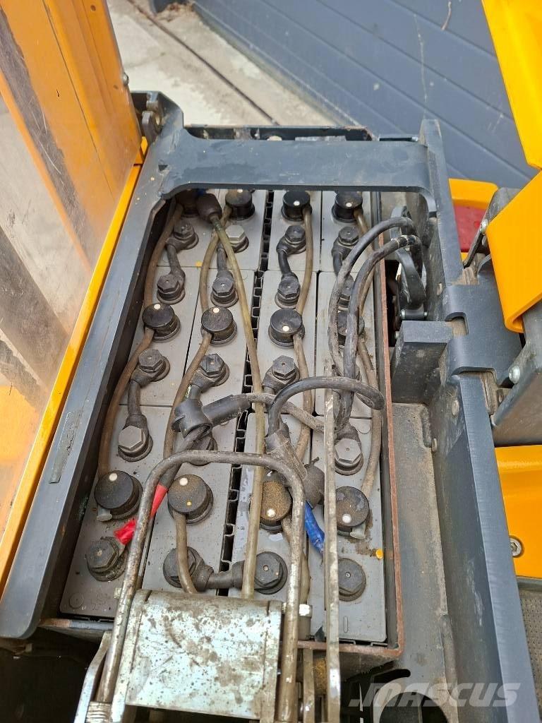 Jungheinrich EJD 220 Yaya kumandali istif makinasi