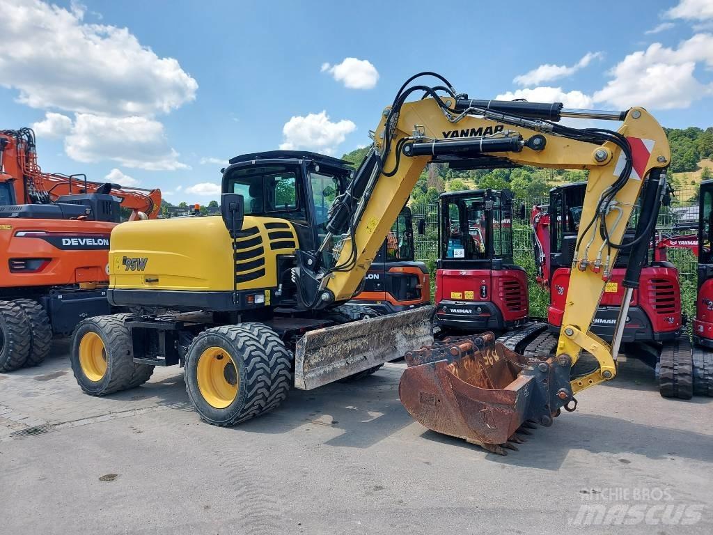Yanmar B 95 W Lastik tekerli ekskavatörler