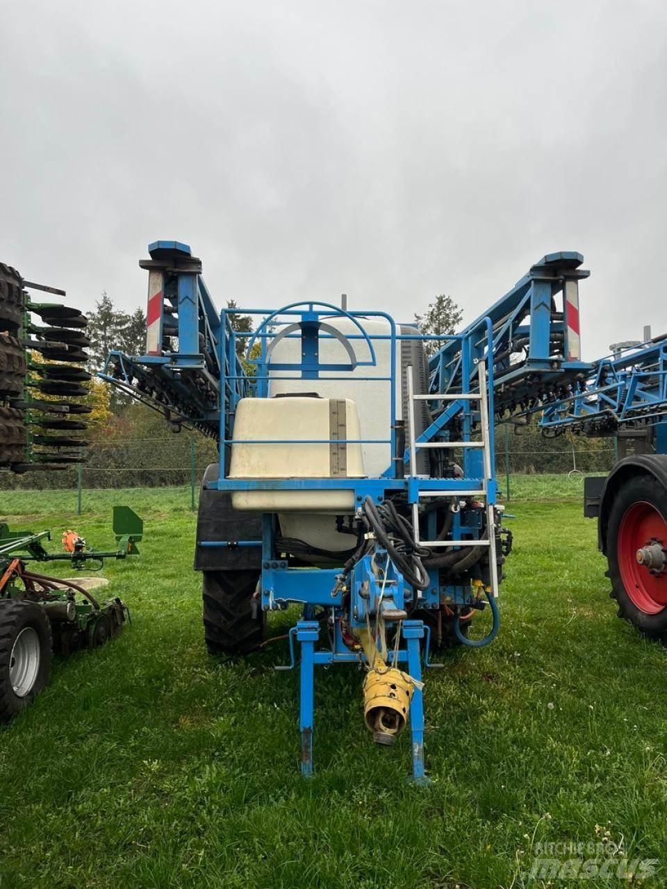 Lemken Primus 45 Çekilir pülverizatörler