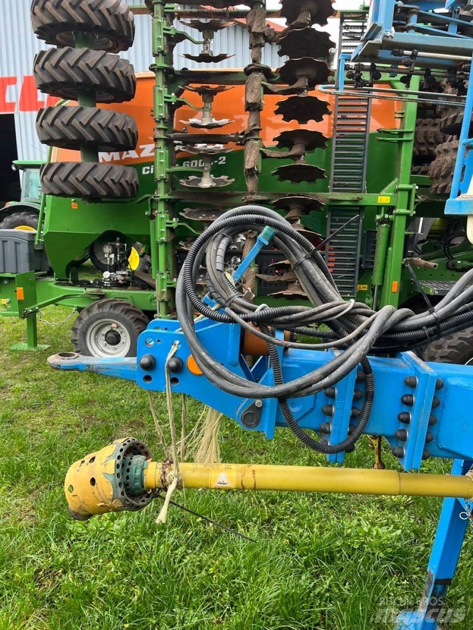Lemken Primus 45 Çekilir pülverizatörler