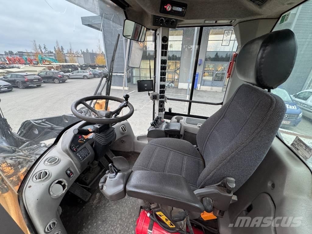 Volvo L 120 F Tekerlekli yükleyiciler