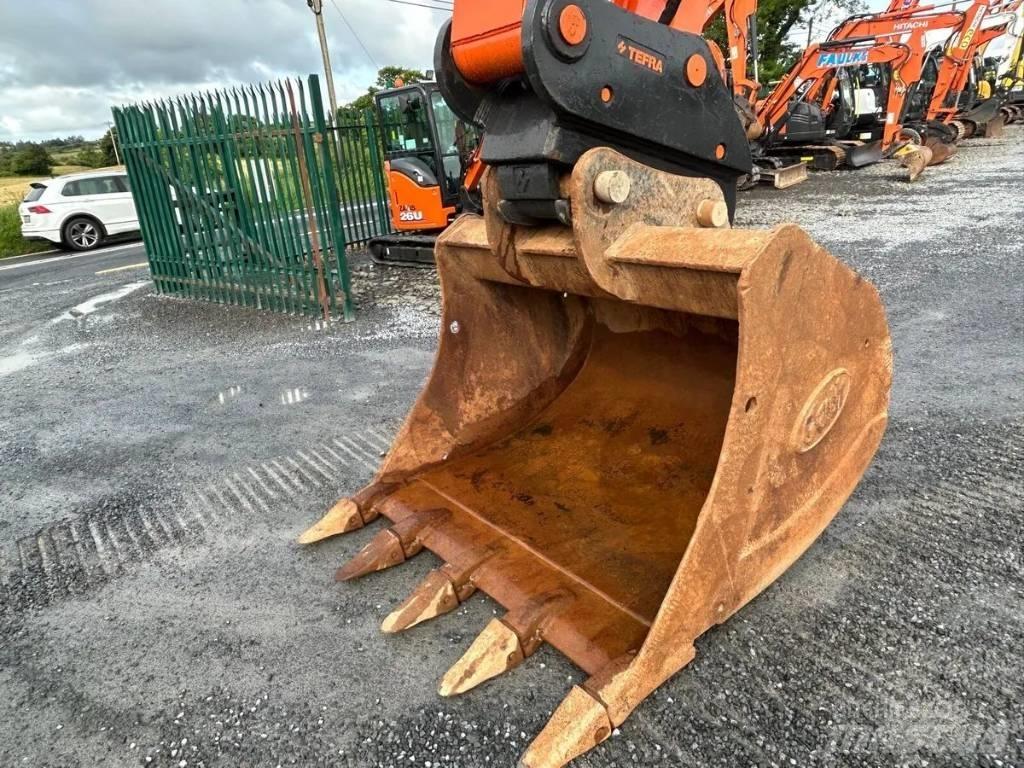 Hitachi ZX 350 LC-6 Paletli ekskavatörler