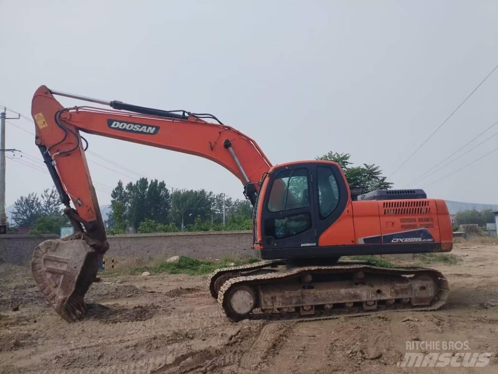 Doosan DX225LC-9C Paletli ekskavatörler