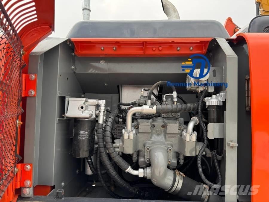 Hitachi ZX 240 Paletli ekskavatörler