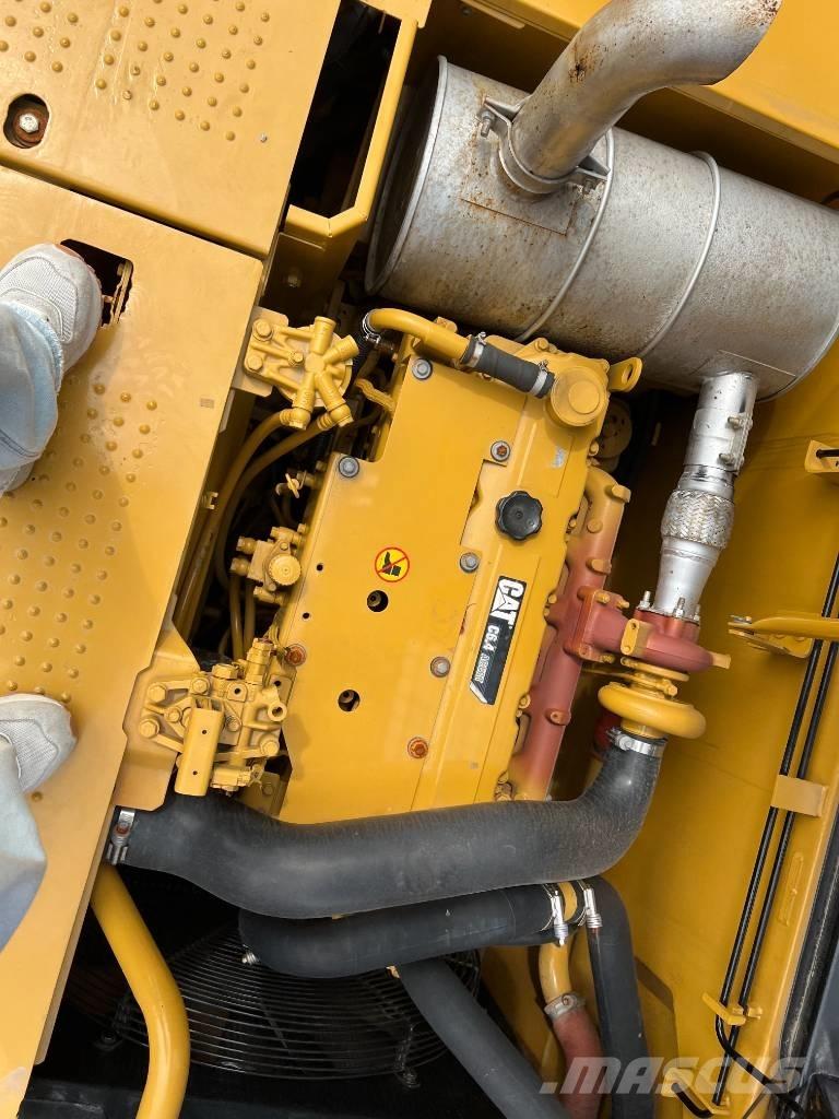 CAT 320 D Paletli ekskavatörler