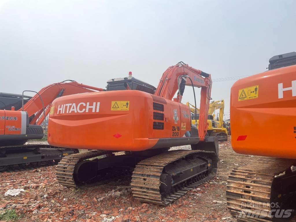 Hitachi ZX 200 Paletli ekskavatörler