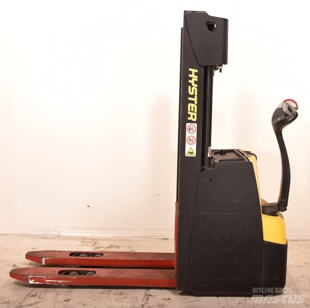 Hyster S1.4 Yaya kumandali istif makinasi
