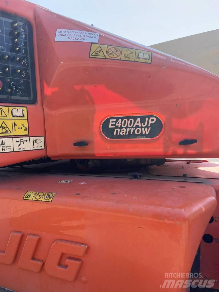JLG E 400 AJP Körüklü personel platformları