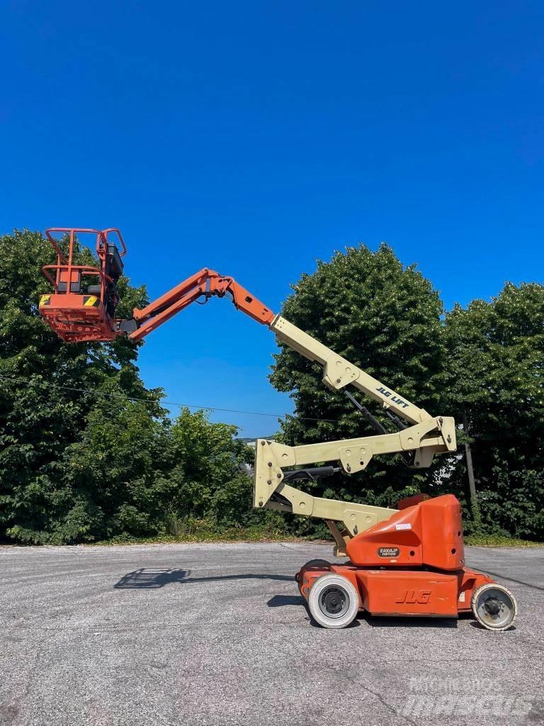 JLG E 400 AJP Körüklü personel platformları