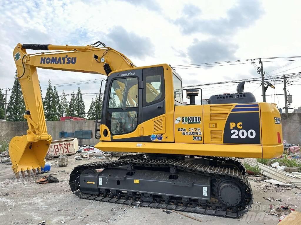 Komatsu PC200-8 Paletli ekskavatörler