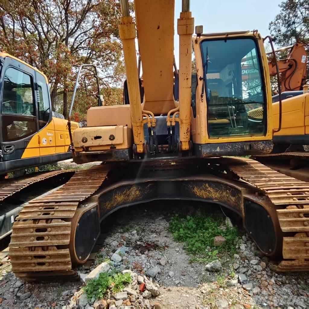 Hyundai Robex 305 LC Paletli ekskavatörler