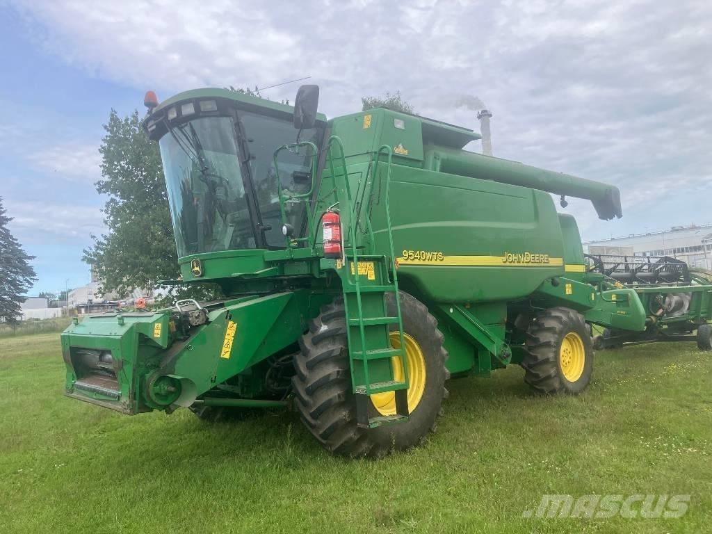 John Deere 9540 WTS Biçerdöverler