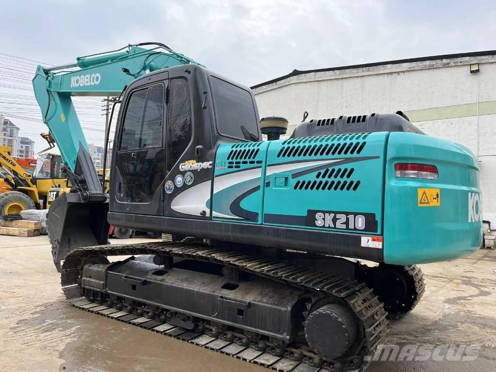 Kobelco SK 210 Paletli ekskavatörler
