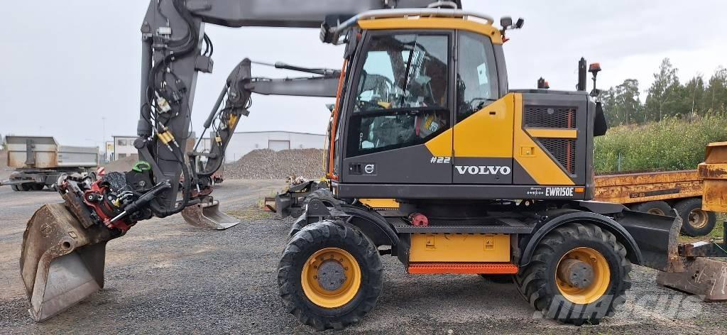 Volvo EWR 150 E Lastik tekerli ekskavatörler