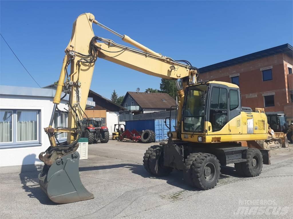Komatsu PW180-7 Lastik tekerli ekskavatörler