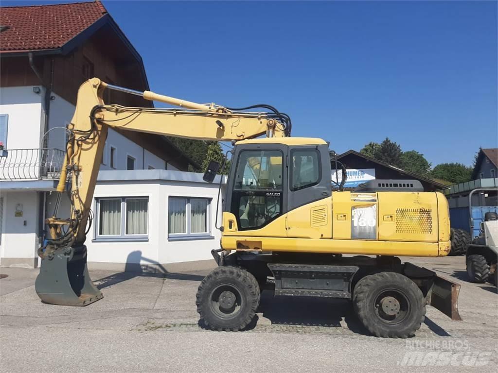 Komatsu PW180-7 Lastik tekerli ekskavatörler