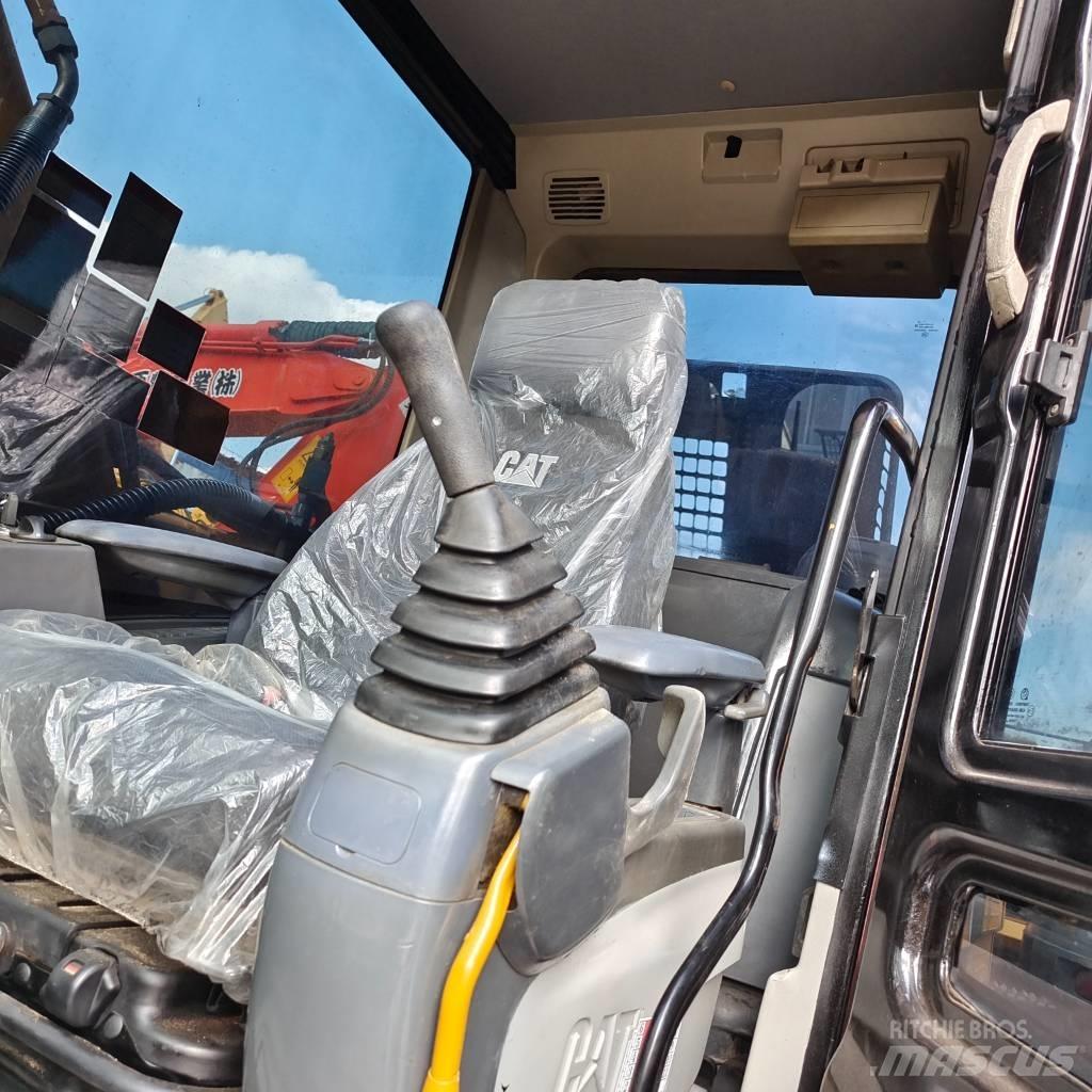 CAT 320 D Paletli ekskavatörler