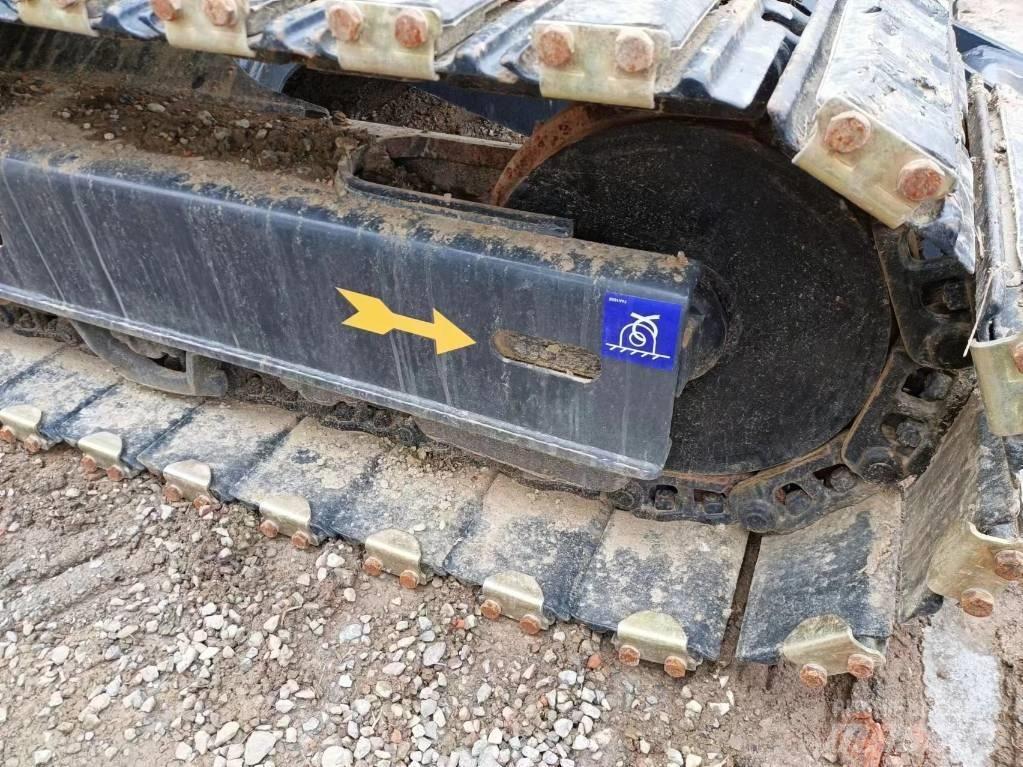 Komatsu PC 70-8 Paletli ekskavatörler