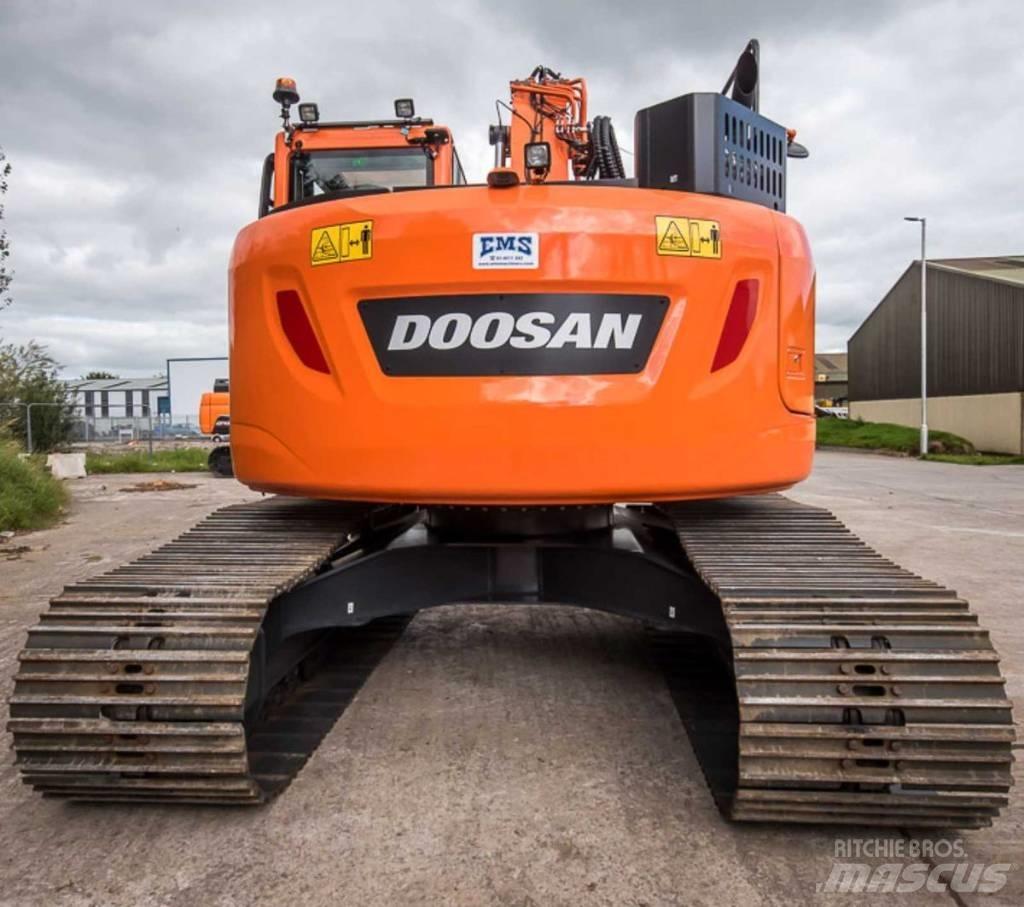 Doosan DX 235 LCR-5 Paletli ekskavatörler