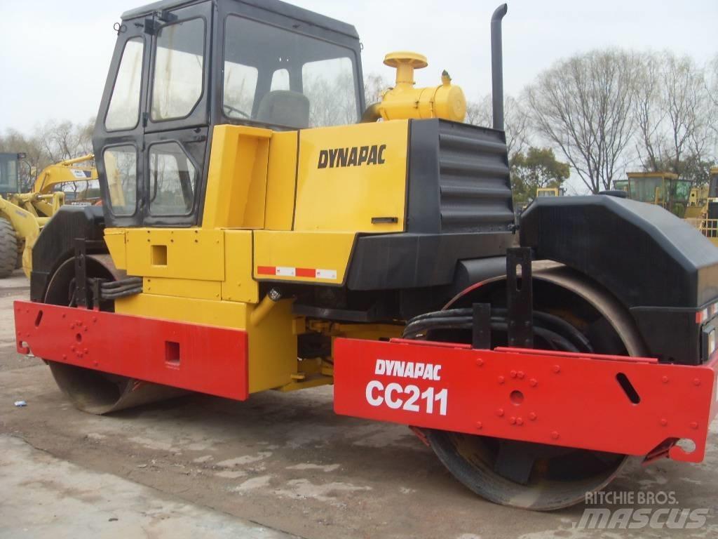 Dynapac CC 211 Çift tamburlu silindirler